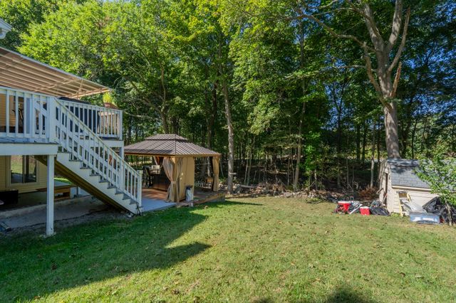 2 Yale St, Peabody, MA 01960
