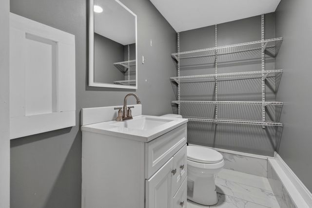 2 Yale St, Peabody, MA 01960