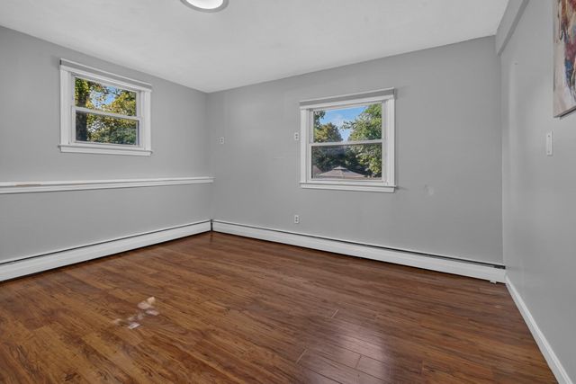 2 Yale St, Peabody, MA 01960