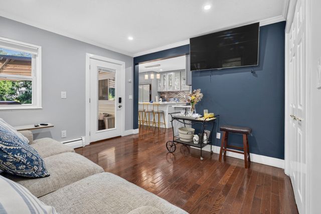 2 Yale St, Peabody, MA 01960