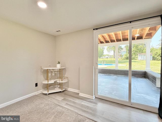 142 EDWARDS DR, Gloucester City, NJ 08030