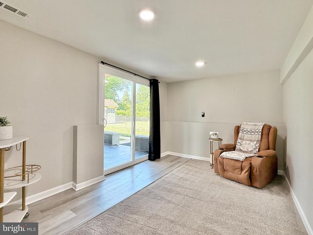 142 EDWARDS DR, Gloucester City, NJ 08030