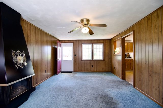 63 Marshall St, East Longmeadow, MA 01028