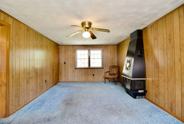 63 Marshall St, East Longmeadow, MA 01028