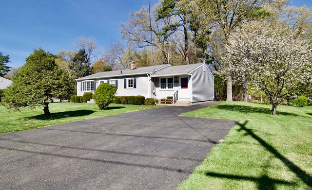 63 Marshall St, East Longmeadow, MA 01028