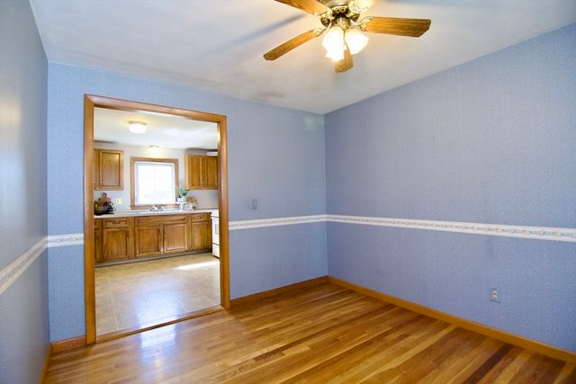 63 Marshall St, East Longmeadow, MA 01028