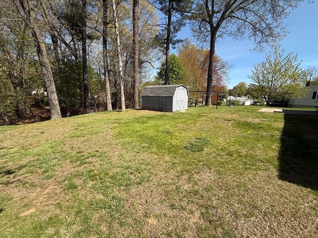 63 Marshall St, East Longmeadow, MA 01028