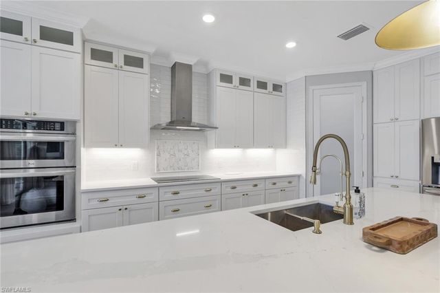 1788 Hagen CT, Naples, FL 34120