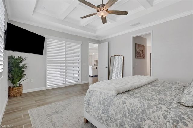 1788 Hagen CT, Naples, FL 34120