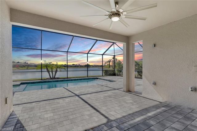 1788 Hagen CT, Naples, FL 34120