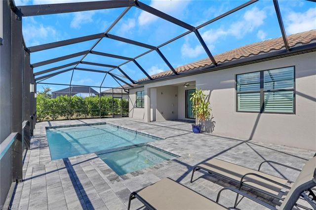 1788 Hagen CT, Naples, FL 34120