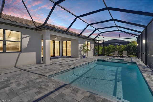 1788 Hagen CT, Naples, FL 34120