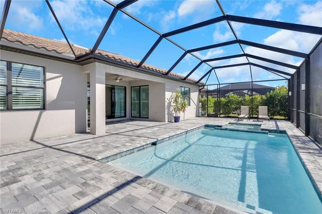 1788 Hagen CT, Naples, FL 34120