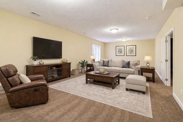 737 Sawgrass Drive, Norwalk, IA 50211