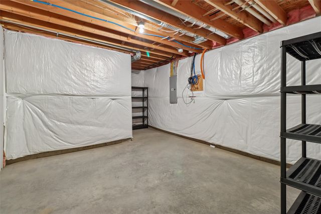 737 Sawgrass Drive, Norwalk, IA 50211