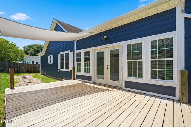 121 Violet Lane, Bluff City, TN 37618