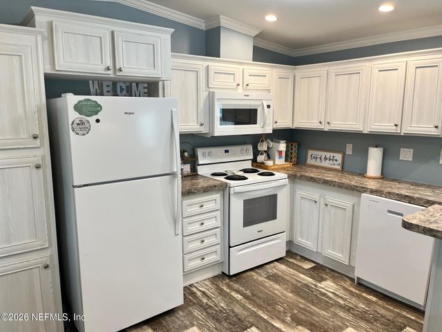 111 & 113 WATEROAK Road, Satsuma, FL 32189
