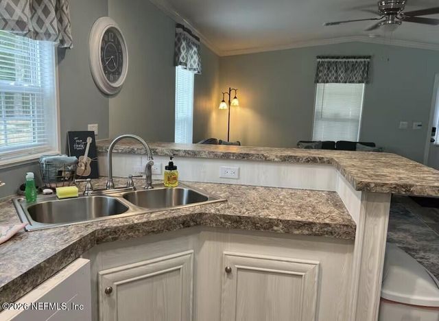111 & 113 WATEROAK Road, Satsuma, FL 32189