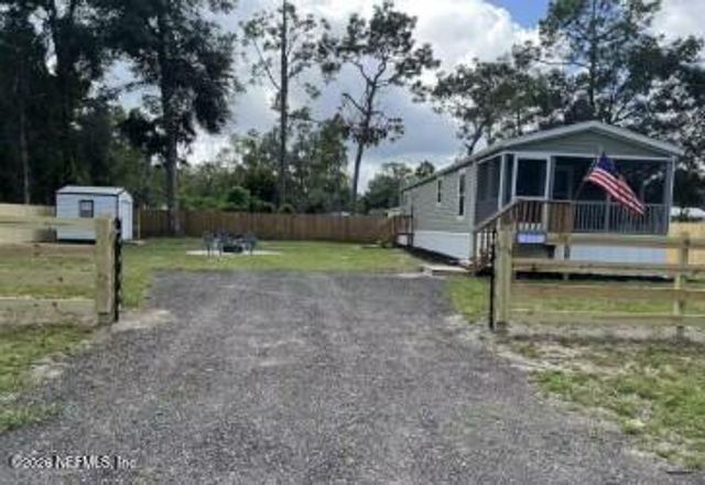 111 & 113 WATEROAK Road, Satsuma, FL 32189