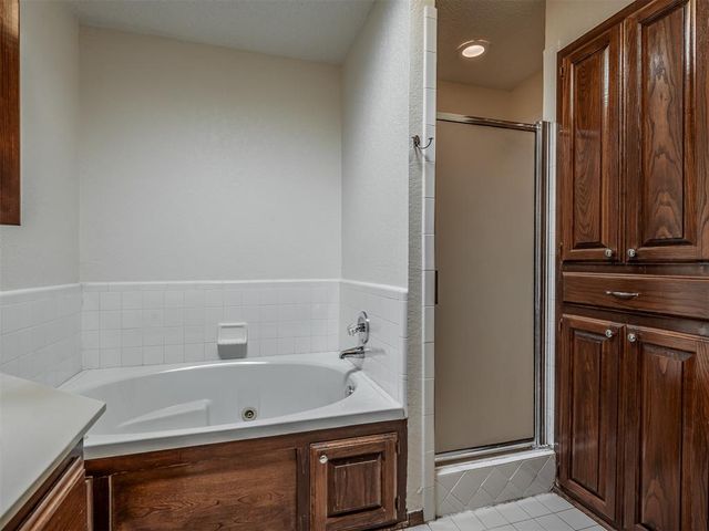 13000 Willowcrest Lane, Oklahoma City, OK 73170