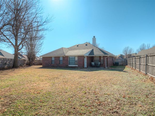13000 Willowcrest Lane, Oklahoma City, OK 73170