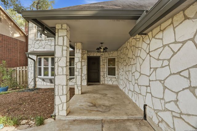 3318 Carnaby Creek Dr, San Antonio, TX 78247