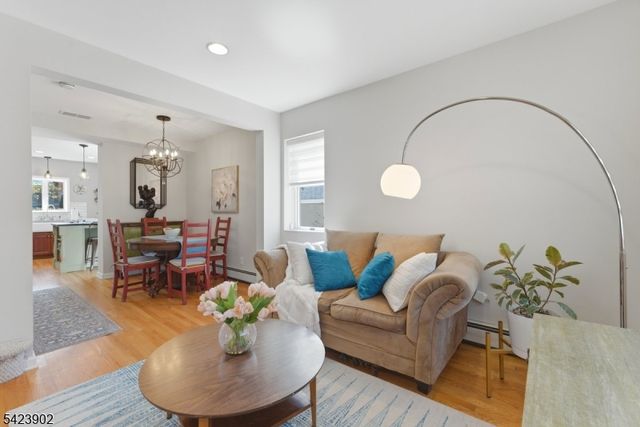 13 Stockton St, Metuchen Boro, NJ 08840