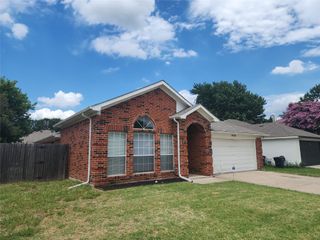 3608 Garden Springs Drive, Fort Worth, TX 76123