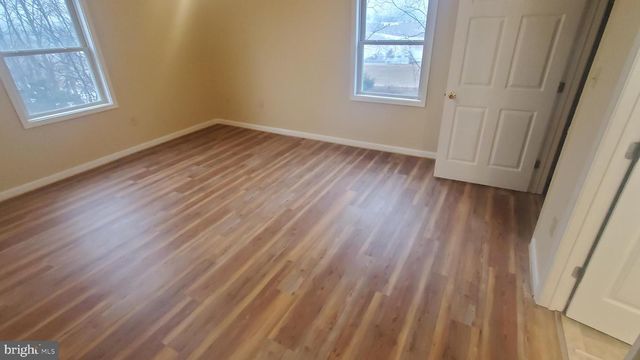 1292-F5 OX RD, Woodstock, VA 22664