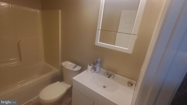 1292-F5 OX RD, Woodstock, VA 22664