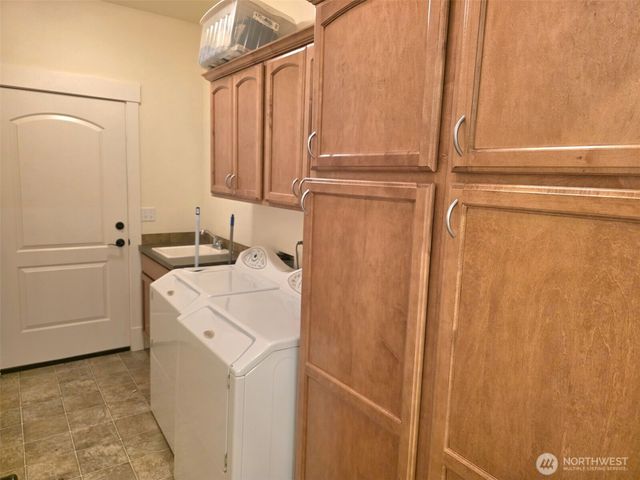 14856 91st Avenue SE, Yelm, WA 98597