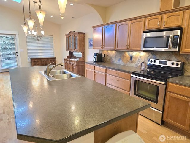 14856 91st Avenue SE, Yelm, WA 98597