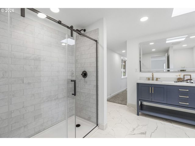1745 23RD Ave, Longview, WA 98632