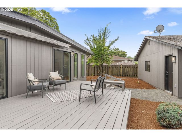 1745 23RD Ave, Longview, WA 98632