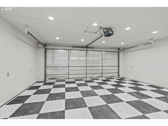 1745 23RD Ave, Longview, WA 98632