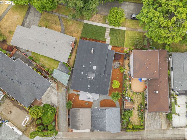 1745 23RD Ave, Longview, WA 98632