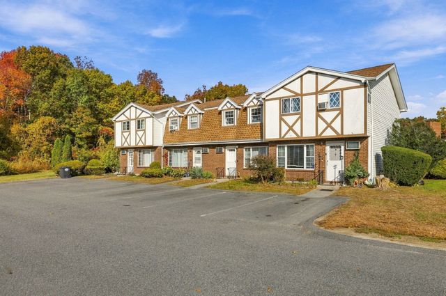 945 Riverside Dr 4C, Methuen, MA 01844