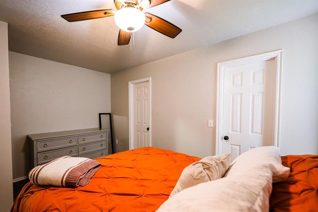 410 W Van Buren Street, Purcell, OK 73080