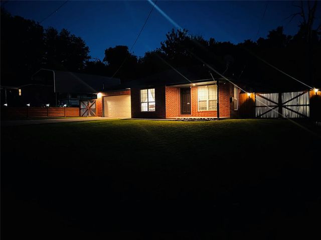 410 W Van Buren Street, Purcell, OK 73080
