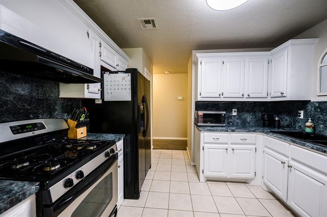 410 W Van Buren Street, Purcell, OK 73080