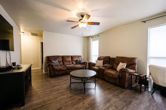 410 W Van Buren Street, Purcell, OK 73080