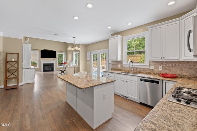 122 Brookbank Hill Place, Cary, NC 27519