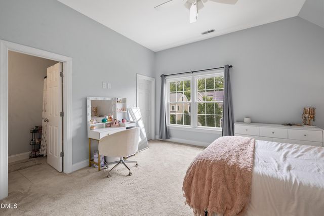122 Brookbank Hill Place, Cary, NC 27519