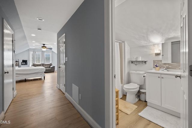 122 Brookbank Hill Place, Cary, NC 27519