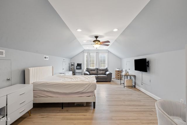 122 Brookbank Hill Place, Cary, NC 27519