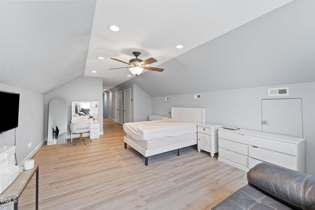 122 Brookbank Hill Place, Cary, NC 27519