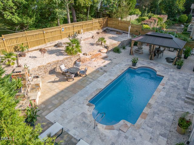 122 Brookbank Hill Place, Cary, NC 27519