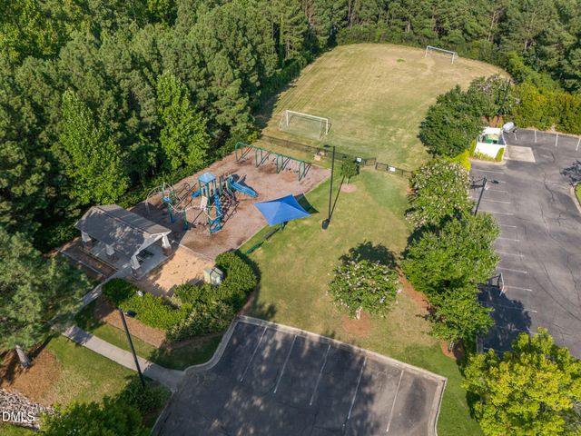 122 Brookbank Hill Place, Cary, NC 27519