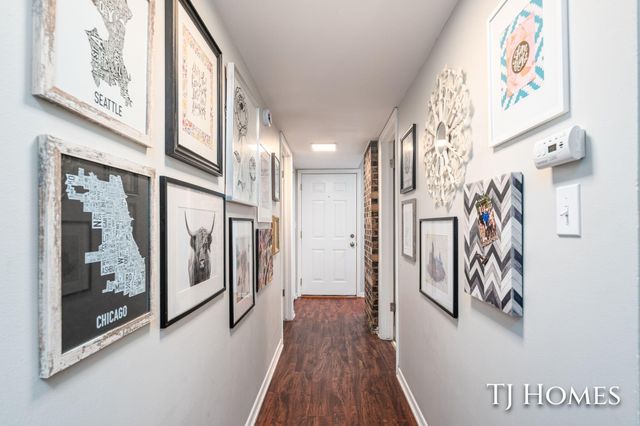 2561-2563 Burton Street SE, Grand Rapids, MI 49546
