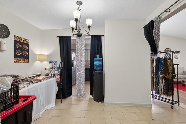 10423 Permian Drive, Sugar Land, TX 77498